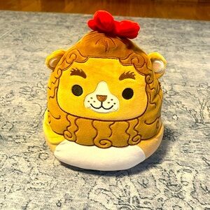 NWOT Wizard of Oz Cowardly Lion 8” squishmallows